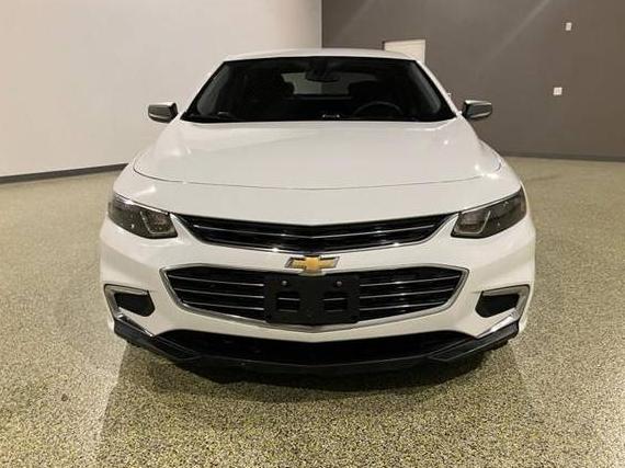 CHEVROLET MALIBU 2018 1G1ZB5ST5JF264022 image