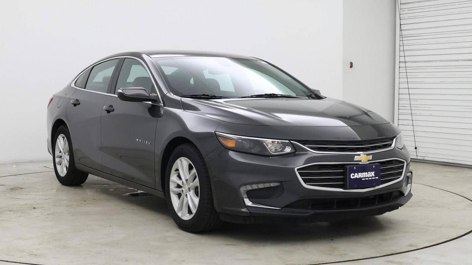 CHEVROLET MALIBU 2018 1G1ZD5STXJF181003 image