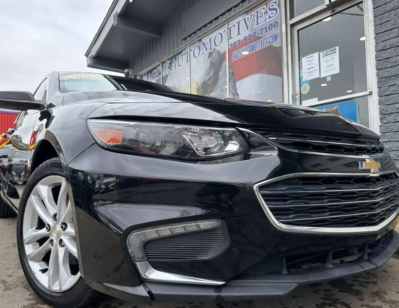 CHEVROLET MALIBU 2018 1G1ZD5ST4JF174869 image