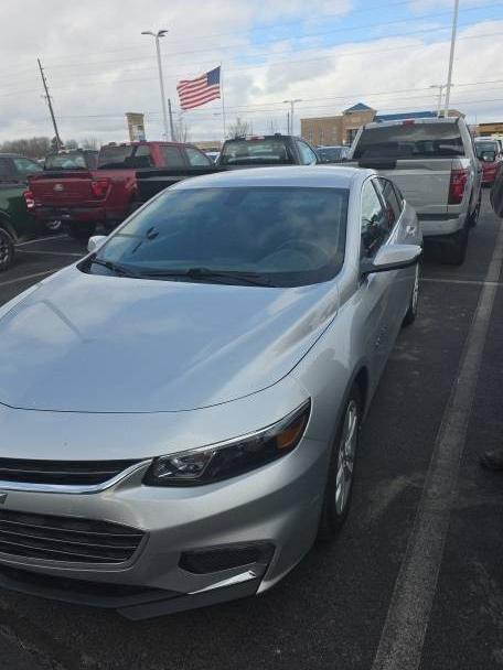 CHEVROLET MALIBU 2018 1G1ZD5ST8JF145729 image