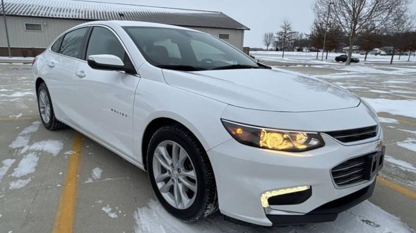 CHEVROLET MALIBU 2018 1G1ZD5ST3JF247990 image