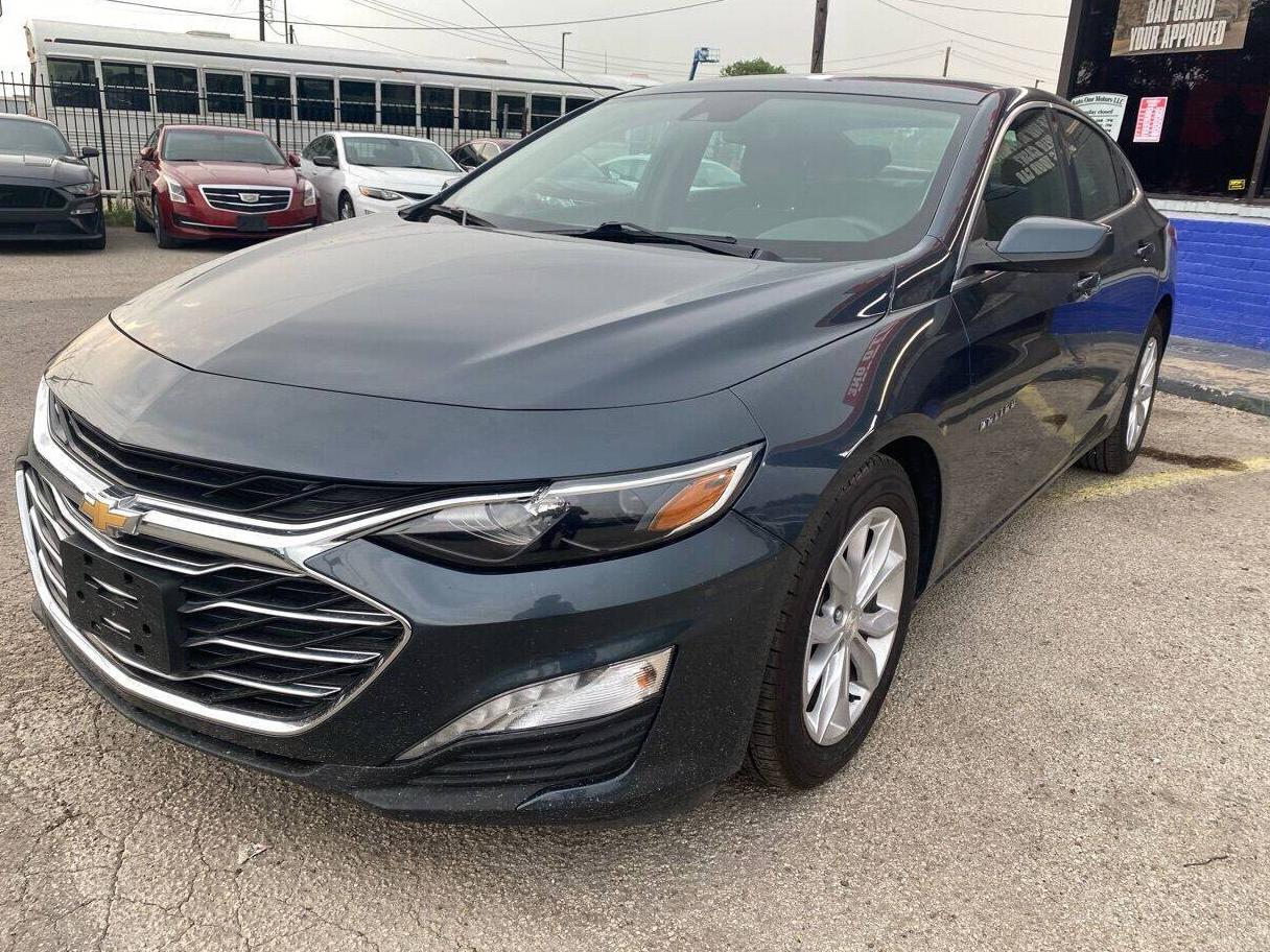 CHEVROLET MALIBU 2021 1G1ZD5ST3MF010873 image