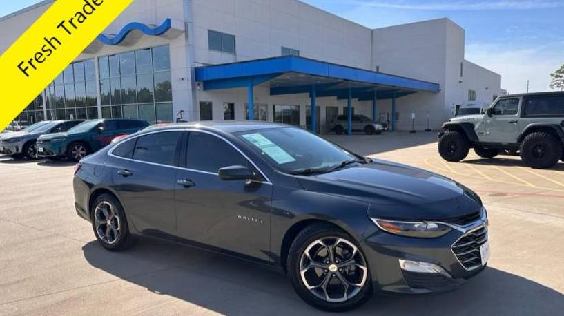 CHEVROLET MALIBU 2021 1G1ZD5ST5MF074042 image