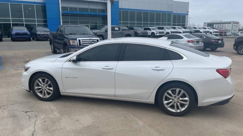 CHEVROLET MALIBU 2017 1G1ZE5ST3HF162039 image