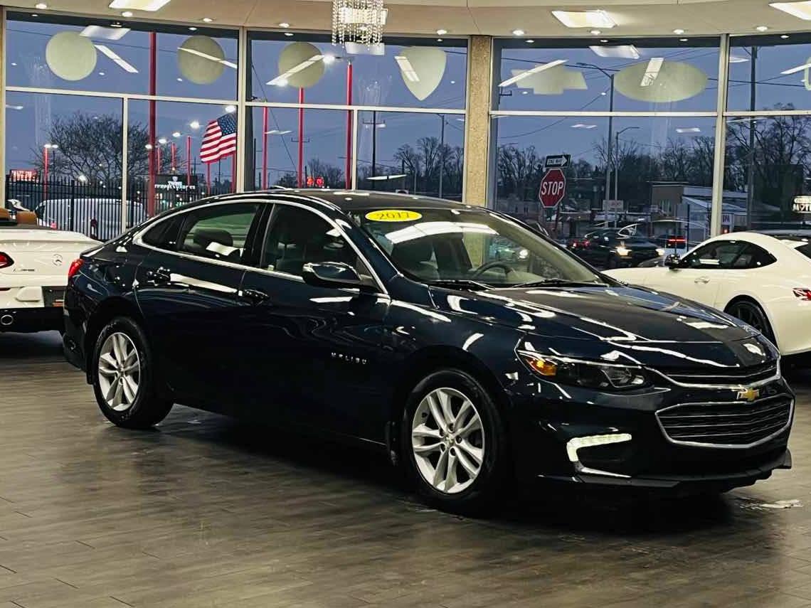 CHEVROLET MALIBU 2017 1G1ZE5ST7HF269952 image