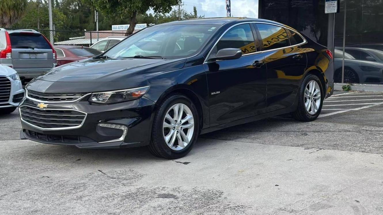 CHEVROLET MALIBU 2017 1G1ZE5ST1HF124213 image