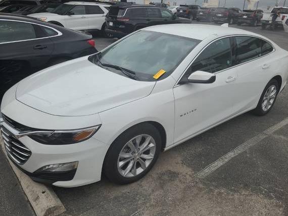 CHEVROLET MALIBU 2024 1G1ZD5ST2RF137640 image