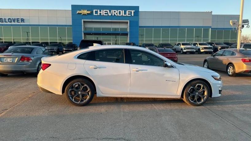 CHEVROLET MALIBU 2024 1G1ZD5ST3RF175670 image