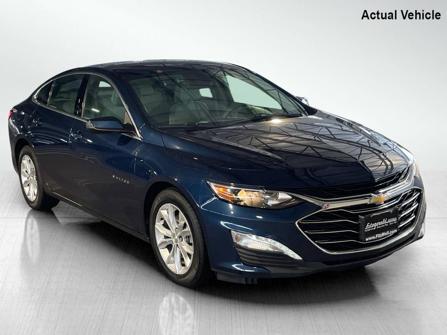 CHEVROLET MALIBU 2020 1G1ZD5ST3LF017157 image