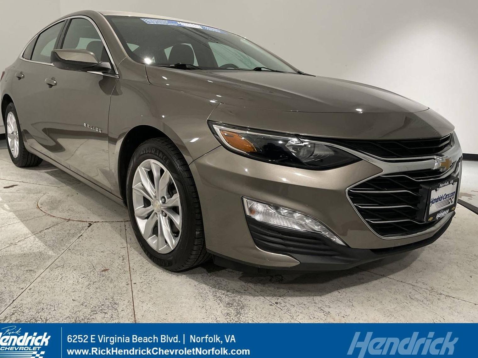 CHEVROLET MALIBU 2020 1G1ZD5ST8LF122020 image