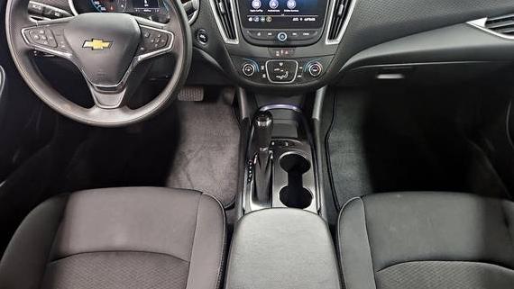 CHEVROLET MALIBU 2020 1G1ZC5STXLF131353 image