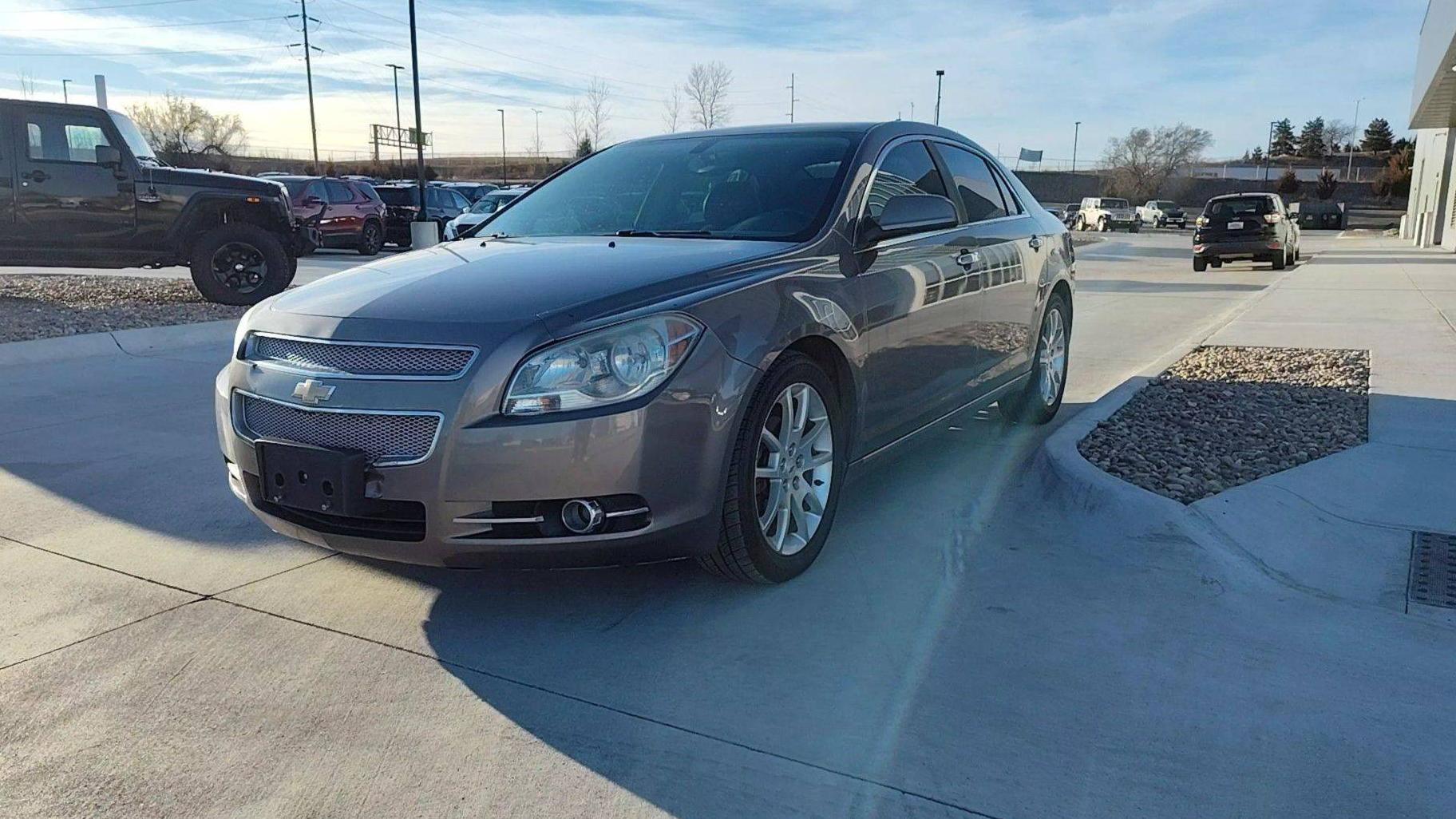 CHEVROLET MALIBU 2011 1G1ZE5E15BF386611 image