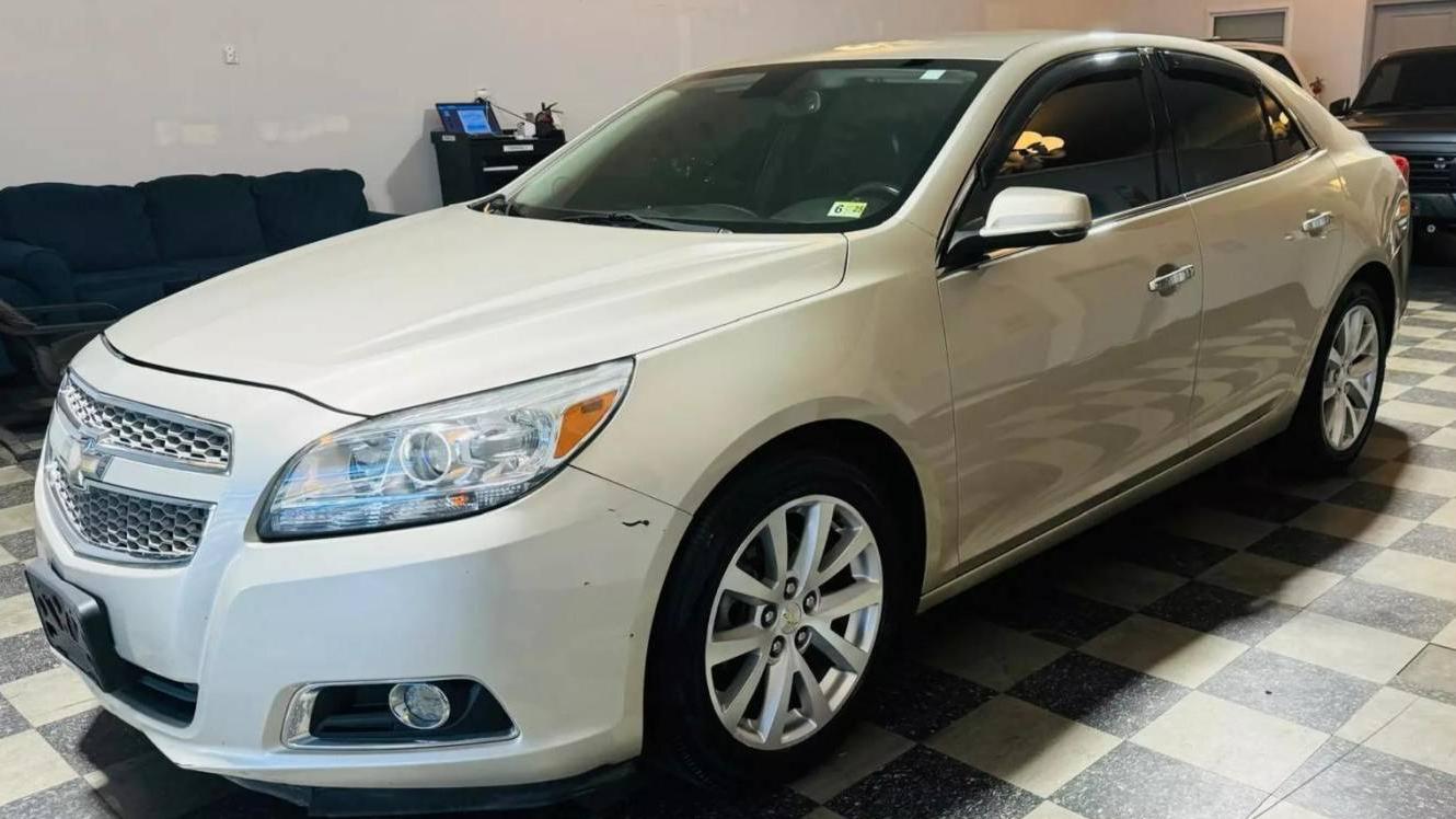 CHEVROLET MALIBU 2013 1G11H5SA5DF330308 image