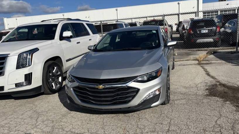 CHEVROLET MALIBU 2022 1G1ZD5ST4NF138914 image