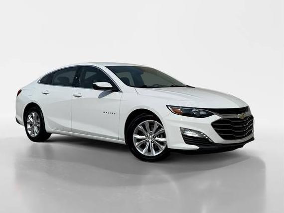 CHEVROLET MALIBU 2022 1G1ZD5ST2NF111940 image CHEVROLET MALIBU 2022 1G1ZD5ST2NF111940 image