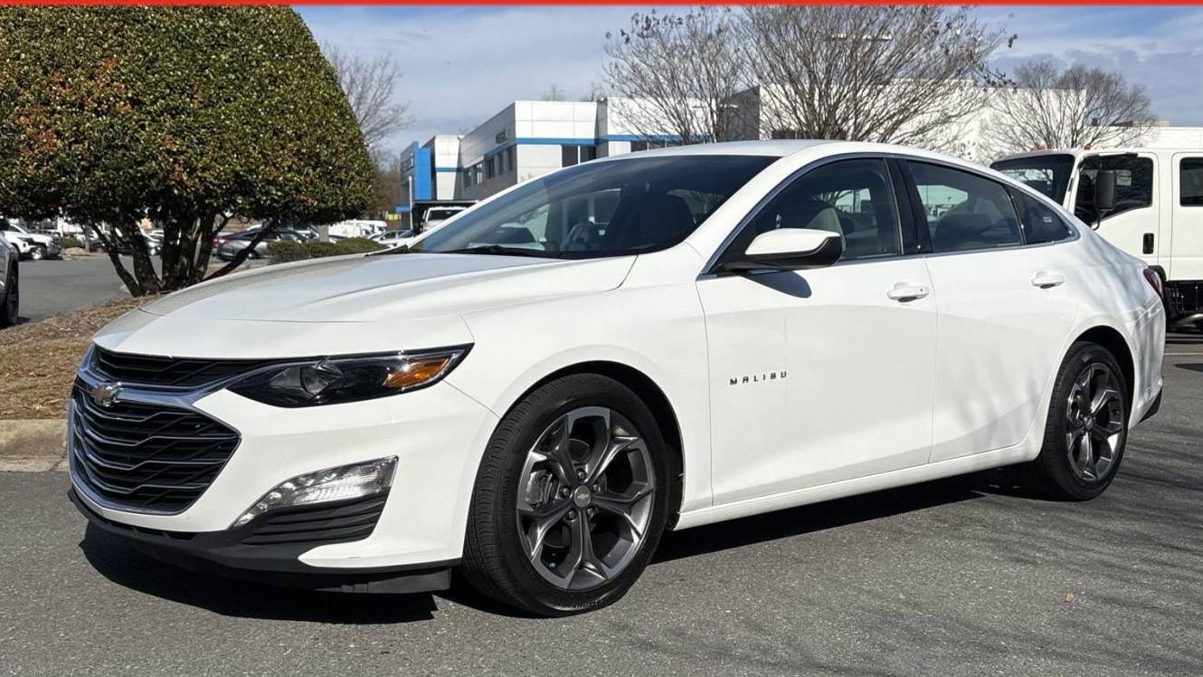 CHEVROLET MALIBU 2022 1G1ZD5ST0NF110379 image