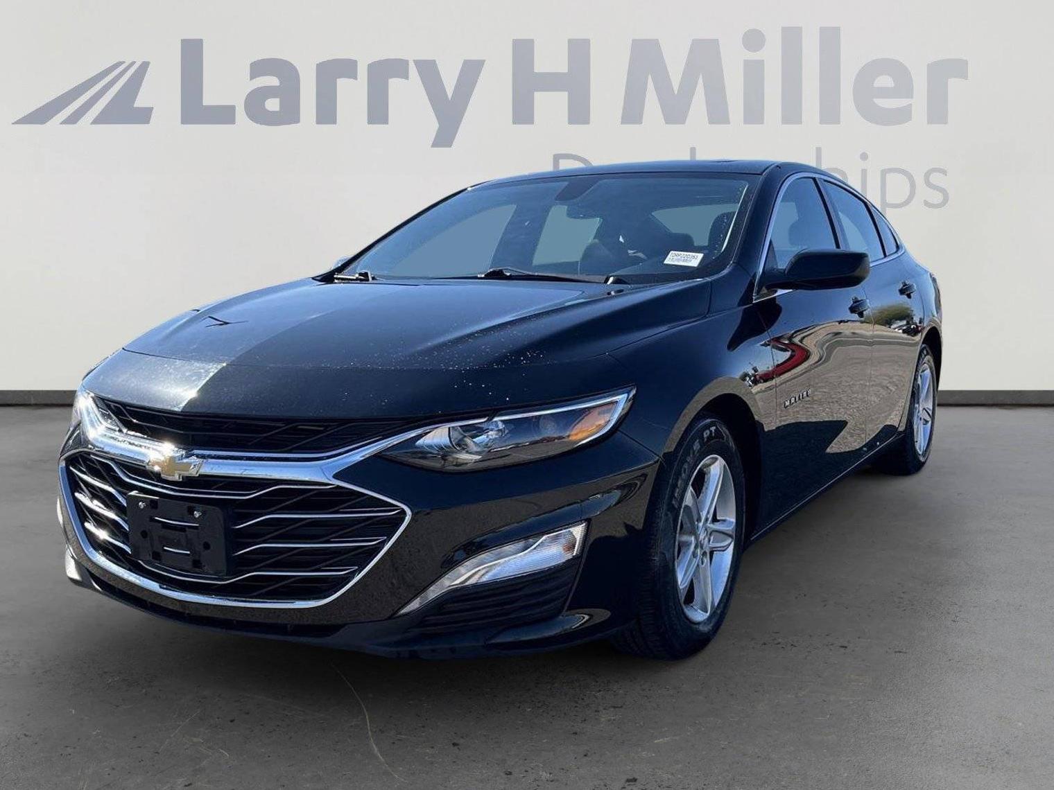 CHEVROLET MALIBU 2022 1G1ZD5ST5NF172375 image