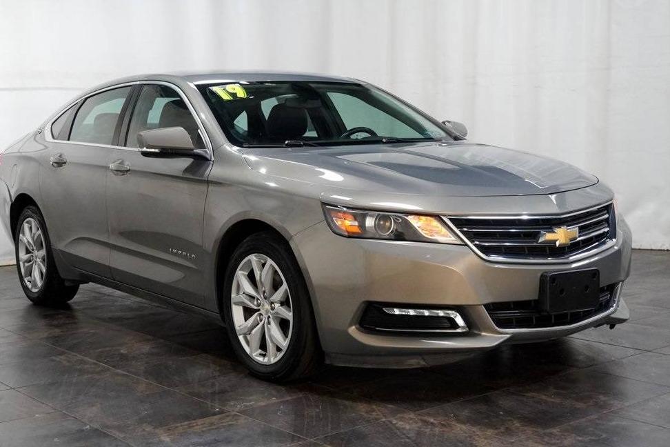 CHEVROLET IMPALA 2019 1G11Z5S31KU131683 image