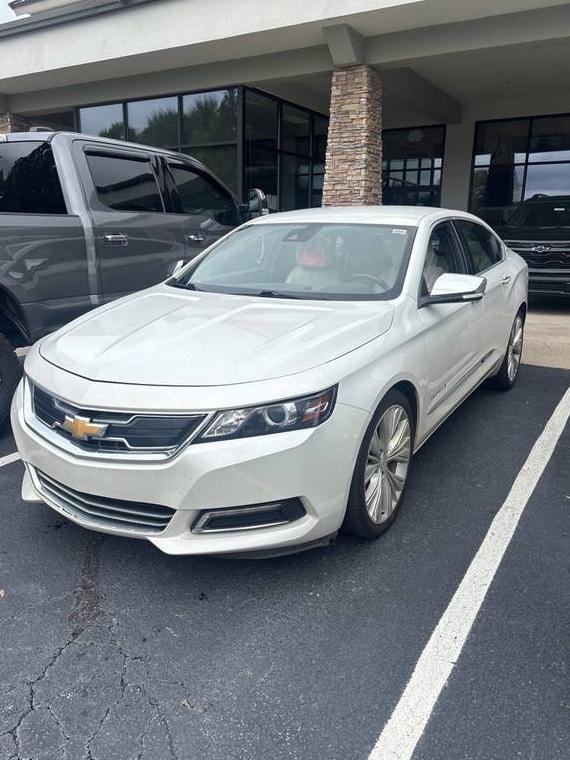 CHEVROLET IMPALA 2018 1G1125S32JU105208 image