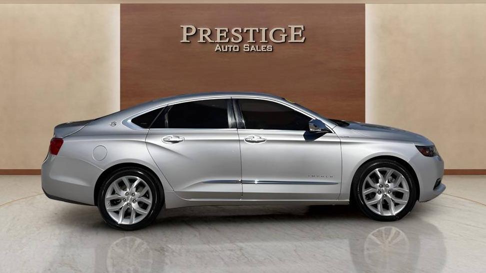 CHEVROLET IMPALA 2018 2G1125S38J9131339 image