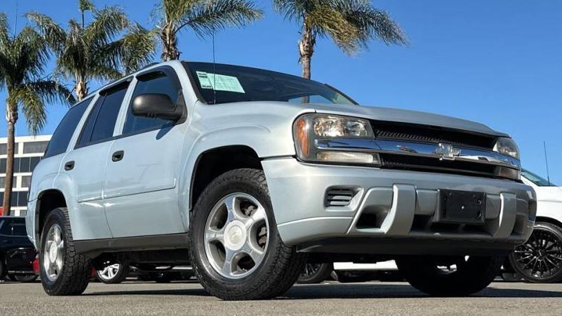 CHEVROLET TRAILBLAZER 2008 1GNDT13S382232353 image