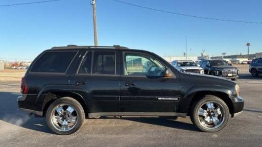 CHEVROLET TRAILBLAZER 2004 1GNDT13S042212006 image