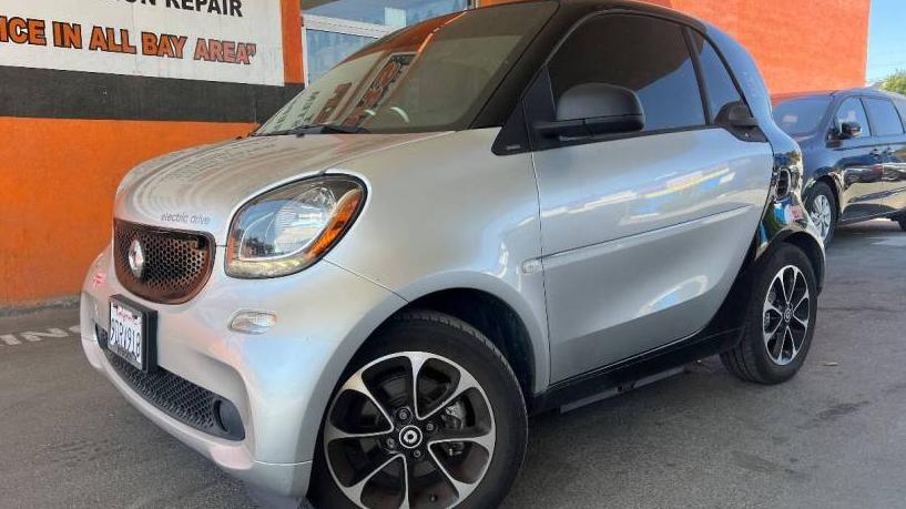 SMART FORTWO 2017 WMEFJ9BA8HK229447 image