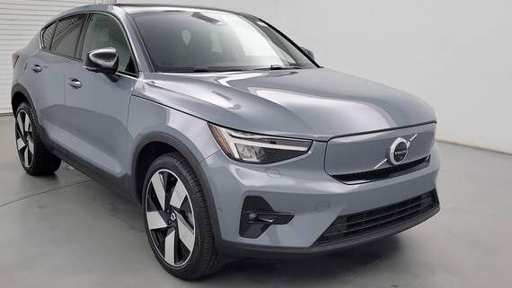 VOLVO C40 2023 YV4ED3GM3P2026060 image