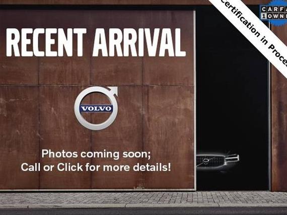 VOLVO C40 2023 YV4ED3GLXP2051626 image