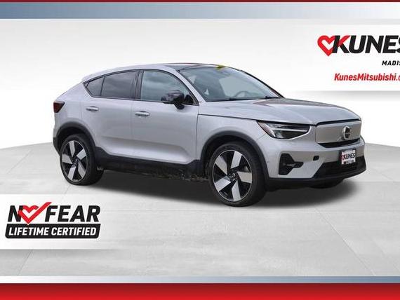 VOLVO C40 2023 YV4ED3GL1P2065639 image VOLVO C40 2023 YV4ED3GL1P2065639 image