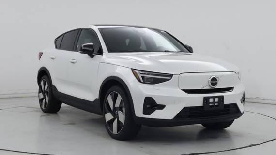 VOLVO C40 2023 YV4ED3GM1P2060899 image