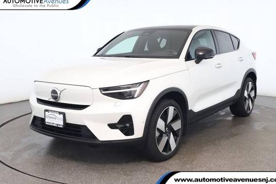 VOLVO C40 2023 YV4ED3GM0P2052938 image