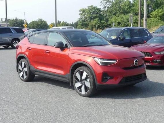 VOLVO C40 2022 YV4ED3GB3N2004880 image
