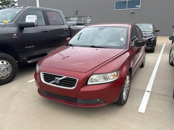 VOLVO S40 2011 YV1672MS1B2538561 image