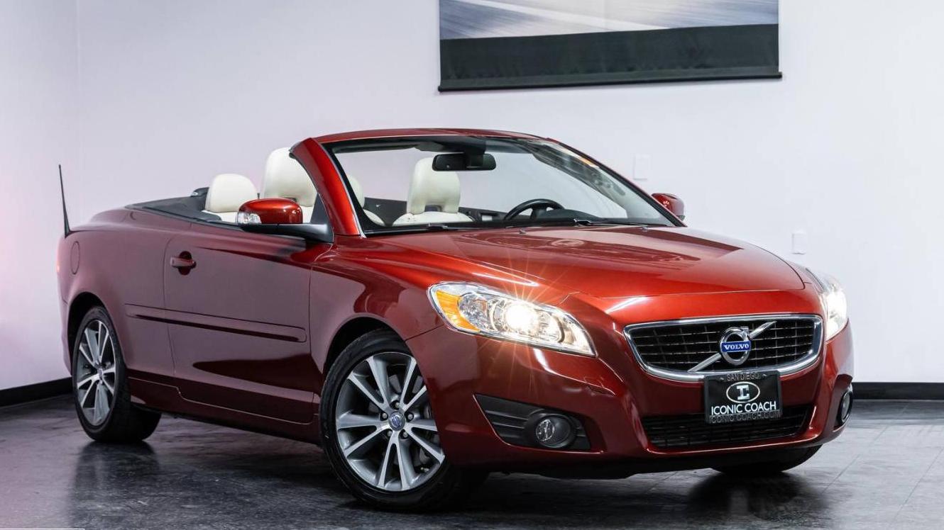 VOLVO C70 2011 YV1672MC4BJ120896 image