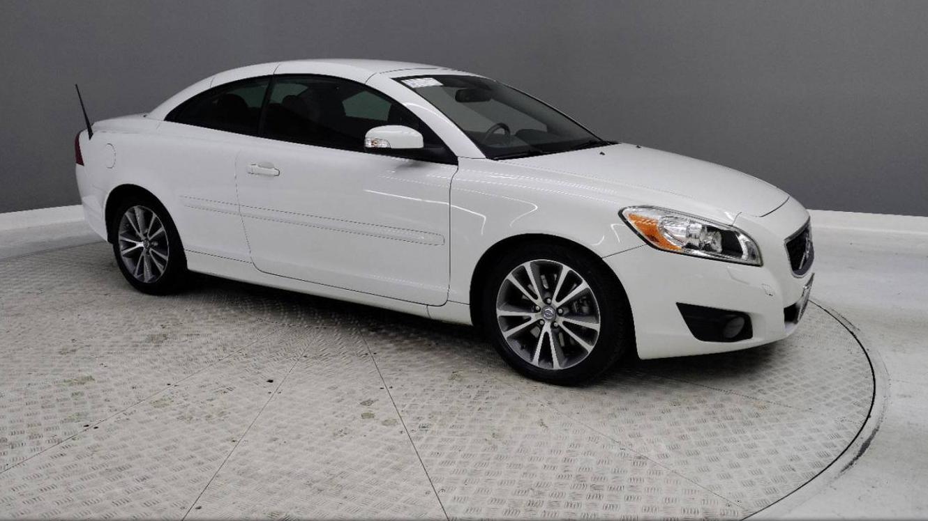 VOLVO C70 2013 YV1672MC1DJ139456 image