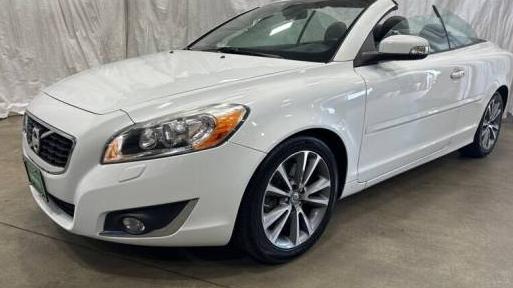 VOLVO C70 2013 YV1672MC7DJ137792 image