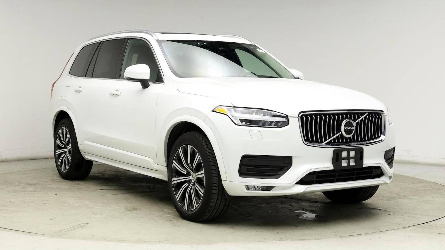 VOLVO XC90 2023 YV4L12PV8P1939860 image