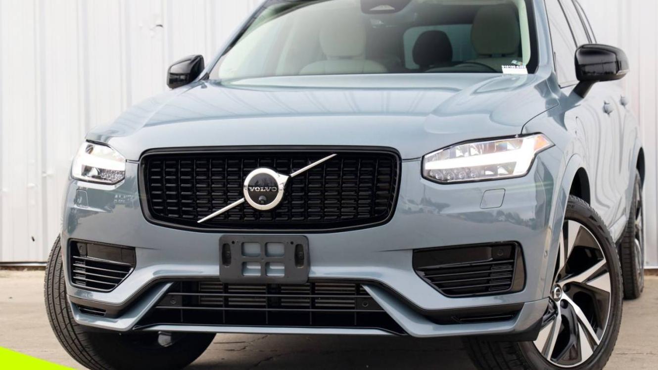 VOLVO XC90 2023 YV4H60CWXP1910189 image