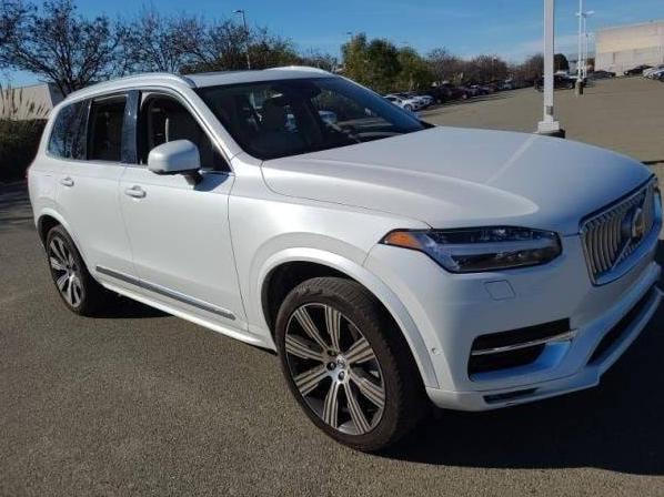 VOLVO XC90 2023 YV40621A2P1911353 image