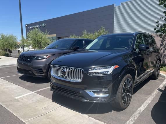 VOLVO XC90 2023 YV4062PN3P1935882 image