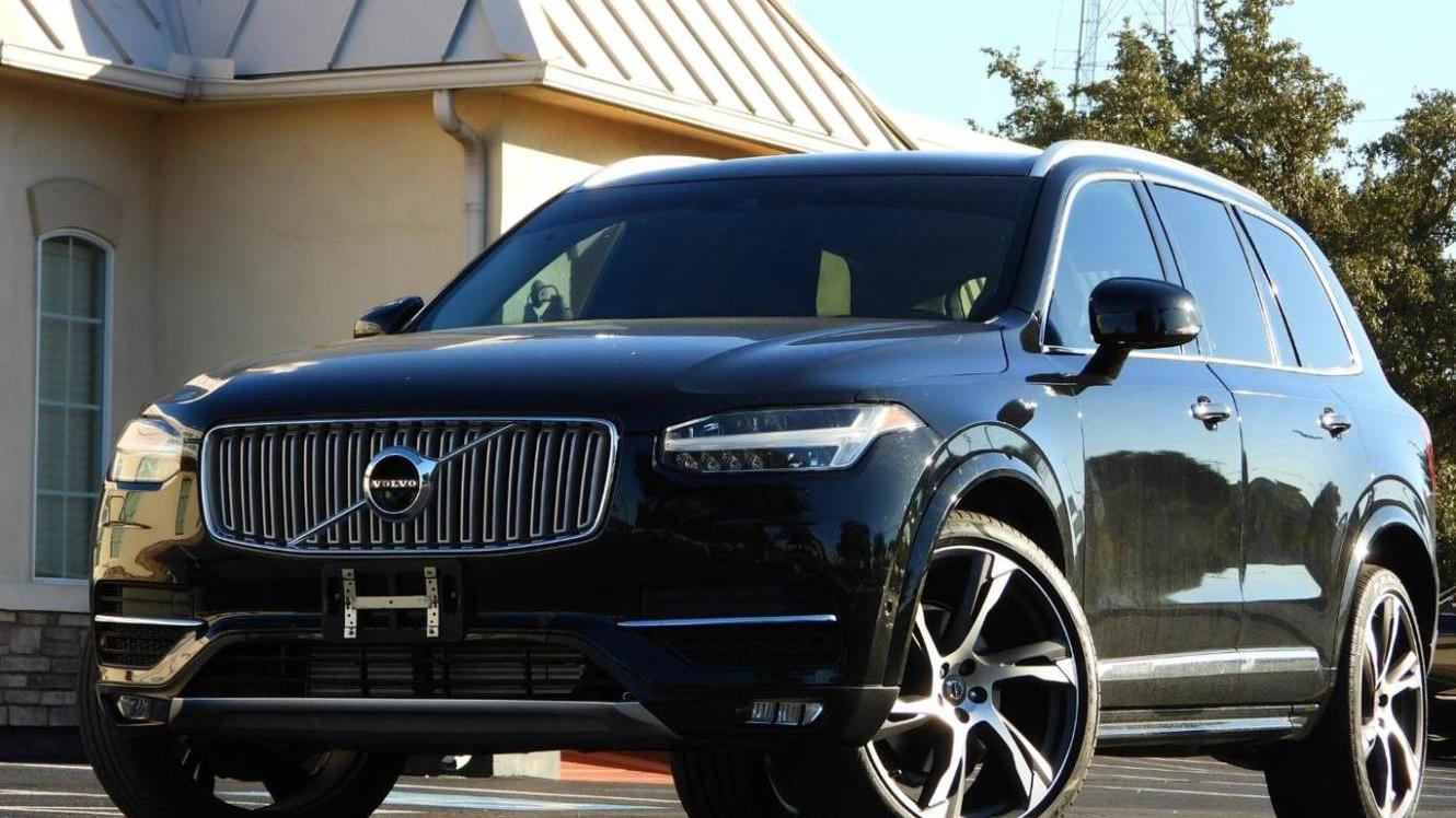 VOLVO XC90 2017 YV4A22PL7H1146408 image