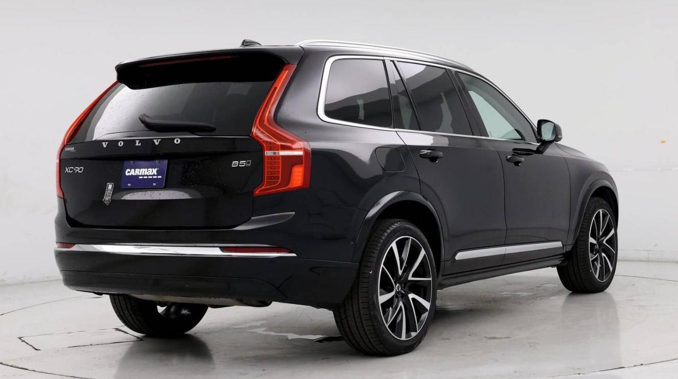 VOLVO XC90 2024 YV4L12PE4R1226201 image