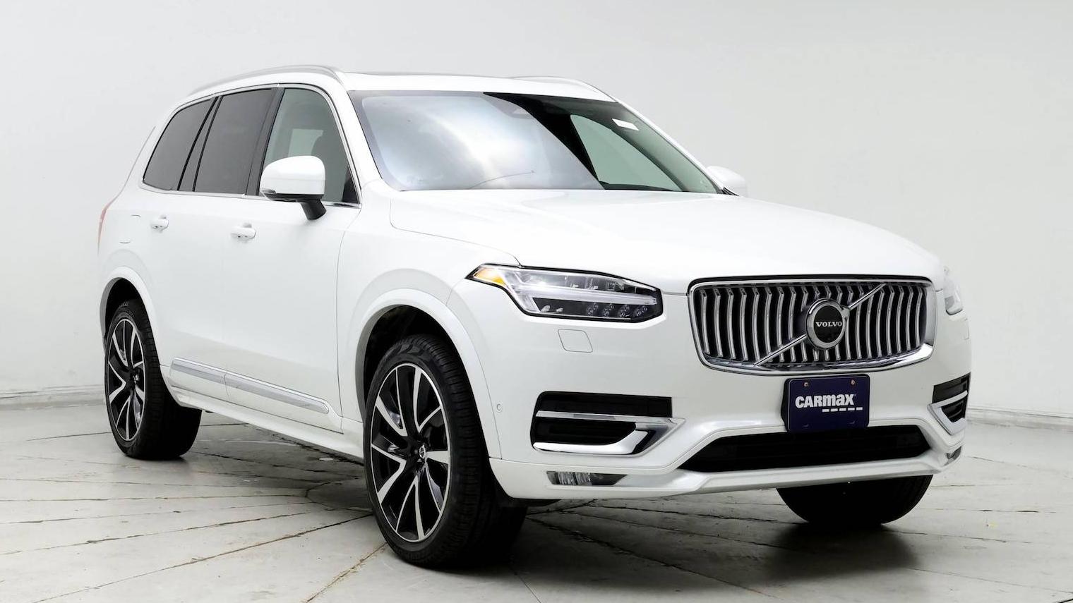 VOLVO XC90 2024 YV4L12PE9R1231328 image