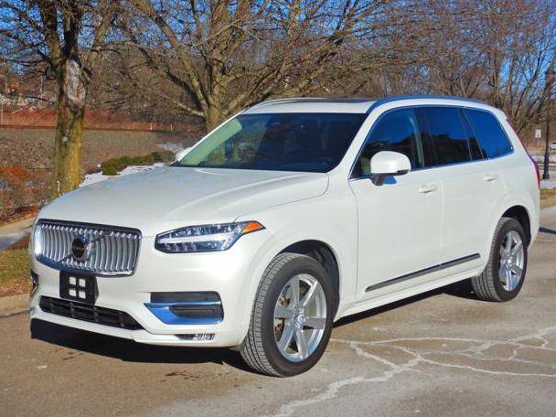 VOLVO XC90 2024 YV4L12PK1R1168456 image