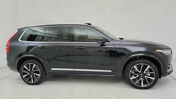 VOLVO XC90 2024 YV4062PF9R1233741 image