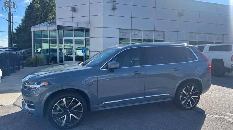 VOLVO XC90 2022 YV4BR0CZ5N1796543 image