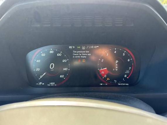VOLVO XC90 2022 YV4102PK2N1836625 image