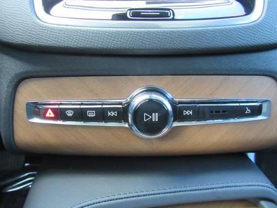 VOLVO XC90 2025 YV4H60PE6S1318380 image VOLVO XC90 2025 YV4H60PE6S1318380 image