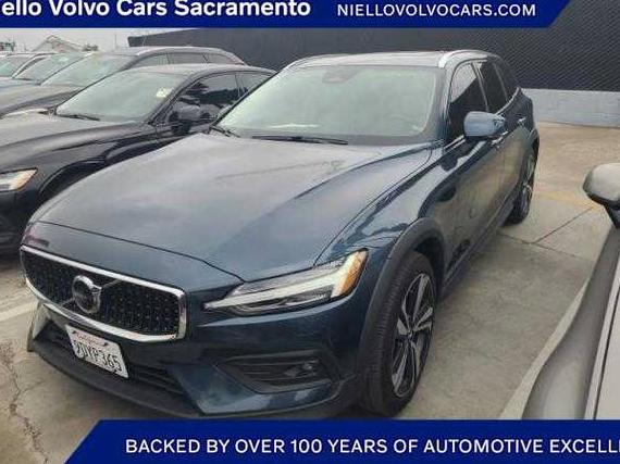 VOLVO V60CC 2023 YV4L12WZ1P2106786 image VOLVO V60CC 2023 YV4L12WZ1P2106786 image